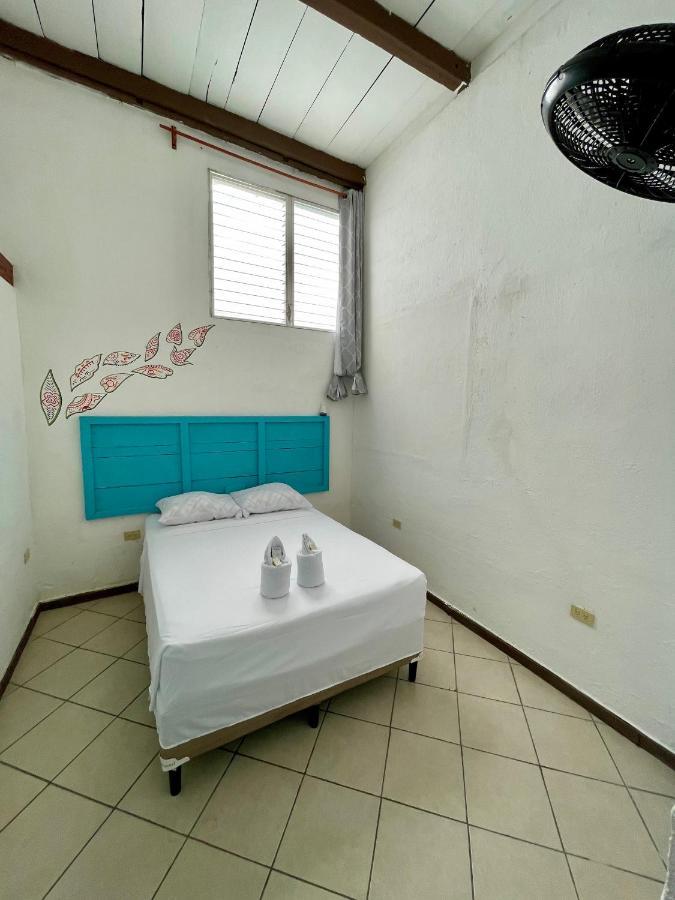 Hostal Inn 2 Flores Exterior foto